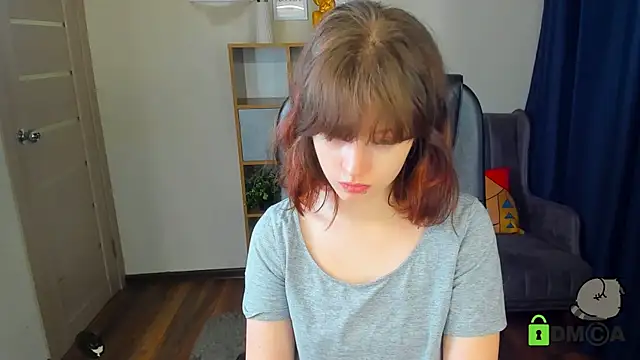 Alina Mills online show from November 11, 2025, 8:42 am