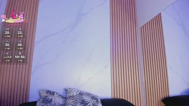 Snapshot of juicy_led_ chatting on October 17, 2025, 11:12 am juicy led online show from October 17, 2025, 11:12 am