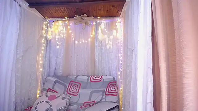Ana off alana online show from February 14, 2025, 2:28 am