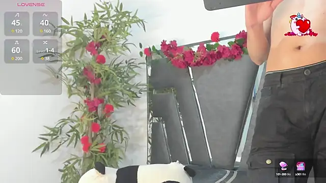 Snapshot of Black_Rose2 chatting on February 27, 2025, 11:39 am Black Rose2 online show from February 27, 2025, 11:39 am