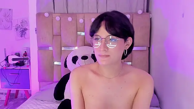 Black Rose2 online show from December 19, 2025, 11:56 am