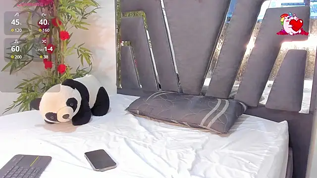 Snapshot of Black_Rose2 chatting on February 23, 2025, 11:44 am Black Rose2 online show from February 23, 2025, 11:44 am
