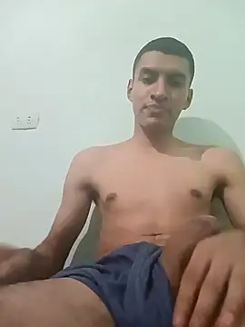 Snapshot of Rogersmit2 chatting on December 27, 2024, 9:00 pm Rogersmit2 online show from December 27, 2024, 9:00 pm