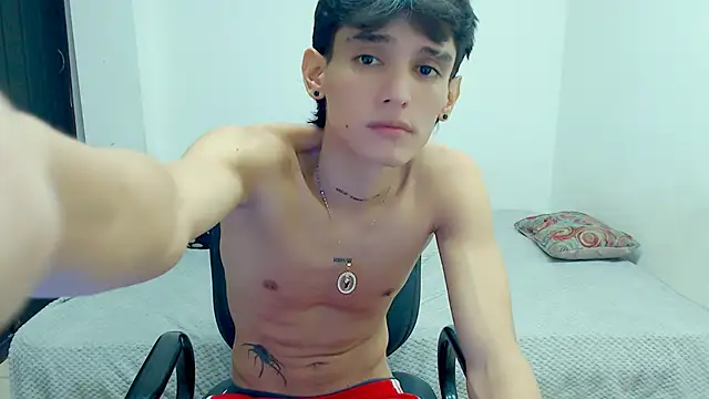 Curtis Jones online show from January 16, 2025, 5:44 pm