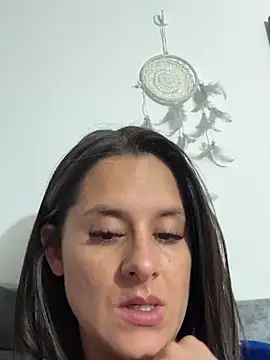 Alice milf  online show from November 28, 2025, 10:37 am