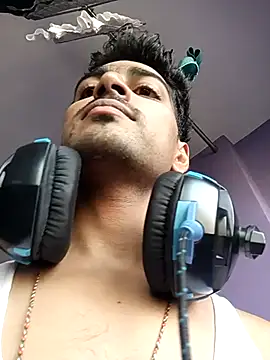 Snapshot of INDIAN_PRINCE_01 chatting on March 3, 2025, 4:54 am INDIAN PRINCE 01 online show from March 3, 2025, 4:54 am