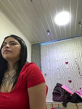  luna torres online show from March 6, 2026, 1:06 pm