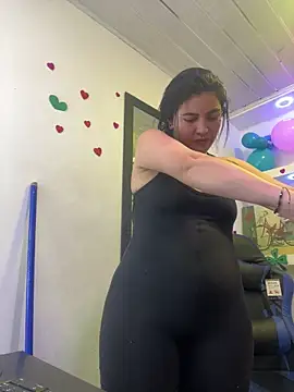  luna torres online show from April 6, 2026, 12:28 pm