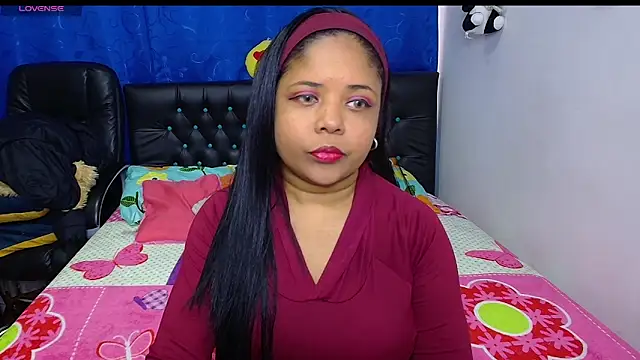 Melikasweetz online show from May 19, 2026, 3:41 pm