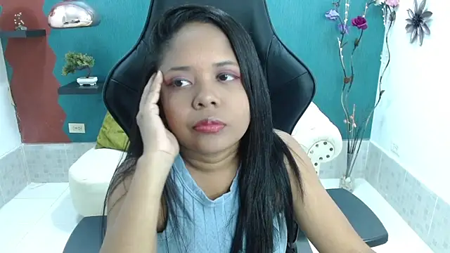 Melikasweetz online show from February 28, 2025, 1:14 pm