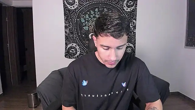 JayMarcos  online show from January 26, 2025, 12:47 am