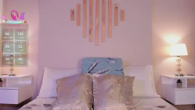 Snapshot of VictoriaNoah_ chatting on October 18, 2025, 7:27 pm VictoriaNoah online show from October 18, 2025, 7:27 pm