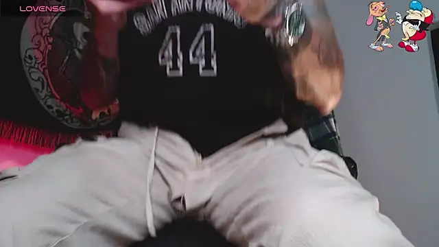 Snapshot of ren_stipee chatting on October 1, 2025, 10:09 am ren stipee online show from October 1, 2025, 10:09 am