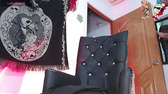 Snapshot of ren_stipee chatting on October 3, 2025, 3:41 am ren stipee online show from October 3, 2025, 3:41 am