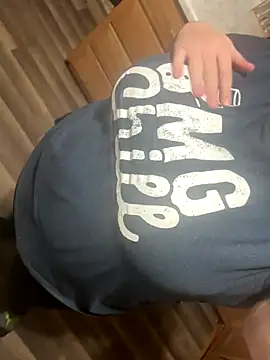 Snapshot of lairarose chatting on November 7, 2025, 4:06 am lairarose online show from November 7, 2025, 4:06 am