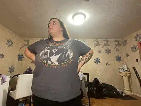 Snapshot of lairarose chatting on January 16, 2025, 11:37 pm lairarose online show from January 16, 2025, 11:37 pm