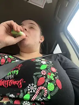 Snapshot of lairarose chatting on December 27, 2024, 8:28 pm lairarose online show from December 27, 2024, 8:28 pm