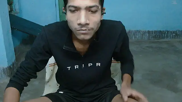 Alex Suman25 online show from November 17, 2025, 2:15 am