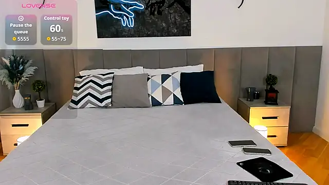 Snapshot of MiaBecky chatting on September 18, 2025, 5:21 am MiaBecky online show from September 18, 2025, 5:21 am