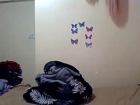 Snapshot of Zara_Twilight chatting on March 14, 2025, 7:01 pm Zara Twilight online show from March 14, 2025, 7:01 pm