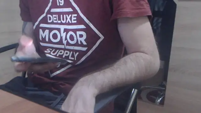 uncutguy01 online show from January 16, 2025, 1:25 pm