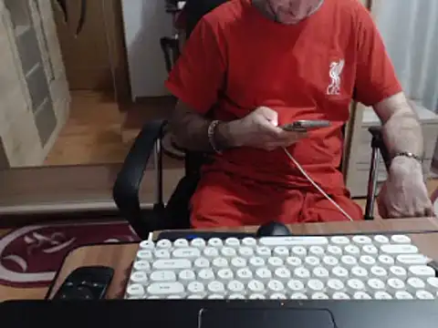uncutguy01 online show from March 16, 2025, 4:12 pm