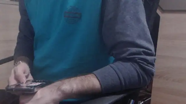 uncutguy01 online show from January 13, 2025, 6:27 am