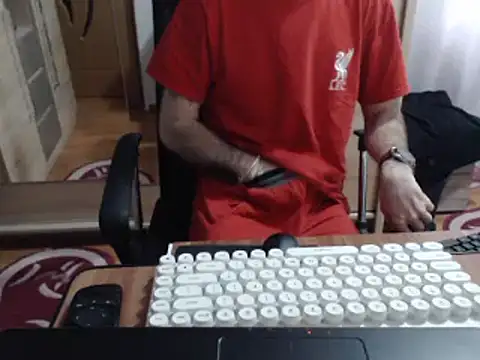 uncutguy01 online show from March 11, 2025, 5:57 am