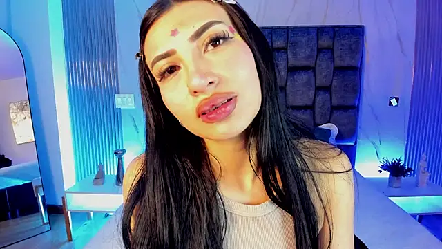 Snapshot of Nicolette_ks_ chatting on July 3, 2026, 7:37 am Nicolette ks online show from July 3, 2026, 7:37 am