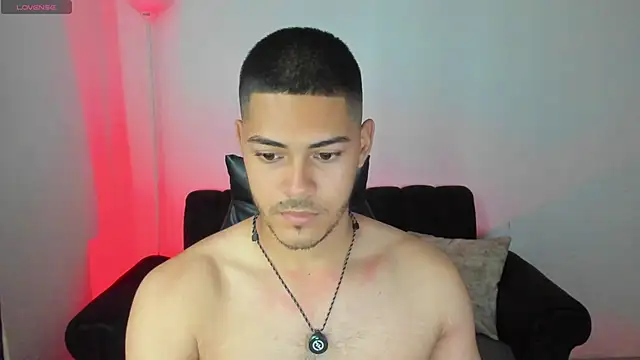 Snapshot of Iamdylan777 chatting on June 4, 2026, 11:15 am Iamdylan777 online show from June 4, 2026, 11:15 am