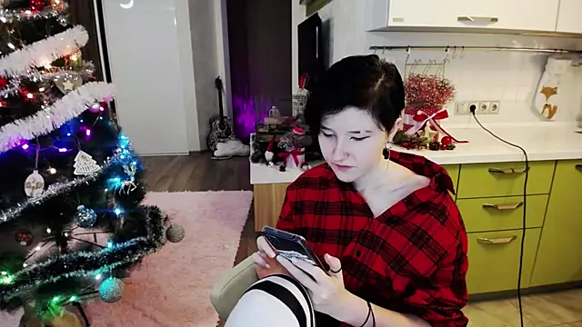 Kira Bakker online show from December 10, 2024, 5:22 pm