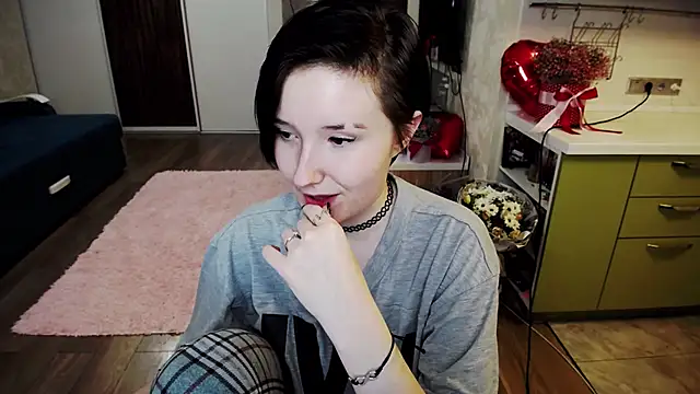 Kira Bakker online show from February 19, 2025, 10:53 pm
