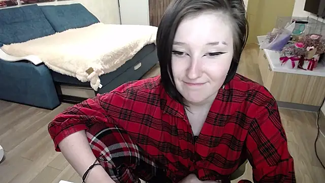 Snapshot of Kira_Bakker chatting on October 1, 2025, 2:54 pm Kira Bakker online show from October 1, 2025, 2:54 pm