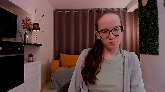 BettyBrowni online show from March 2, 2025, 10:23 pm