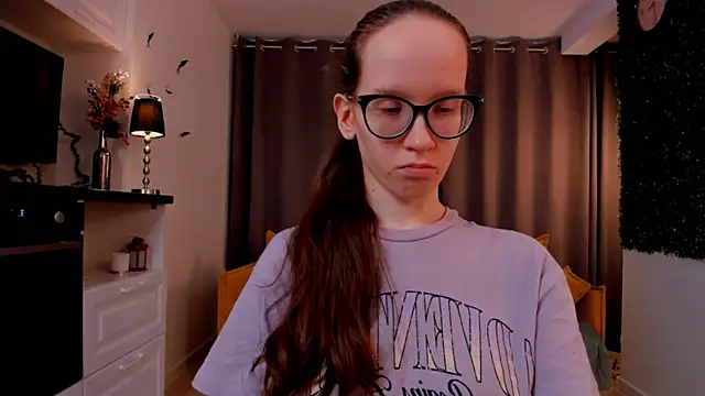 BettyBrowni online show from February 21, 2025, 1:33 am