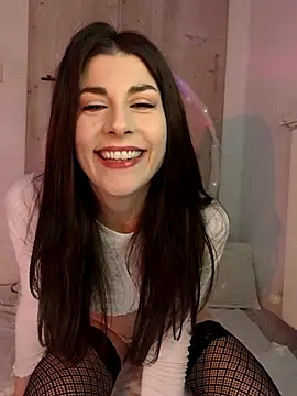 Snapshot of Aisha_Moretti chatting on October 27, 2025, 4:19 pm Aisha Moretti online show from October 27, 2025, 4:19 pm