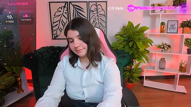 Viola  Shy online show from February 15, 2025, 12:26 am