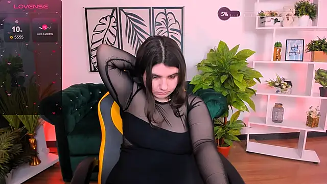 Viola  Shy online show from March 3, 2025, 4:00 am