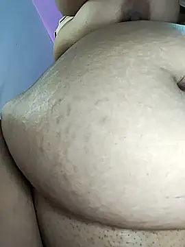 Snapshot of AvaChannel chatting on October 16, 2025, 11:18 am AvaChannel online show from October 16, 2025, 11:18 am