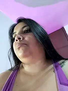 Snapshot of AvaChannel chatting on October 24, 2025, 10:58 am AvaChannel online show from October 24, 2025, 10:58 am