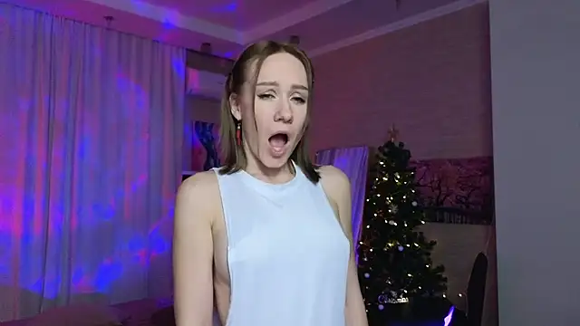 Snapshot of VeronicaRoss chatting on January 13, 2025, 3:15 pm VeronicaRoss online show from January 13, 2025, 3:15 pm