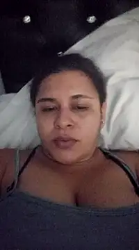 Snapshot of twocurvylatins chatting on March 2, 2025, 11:17 pm twocurvylatins online show from March 2, 2025, 11:17 pm
