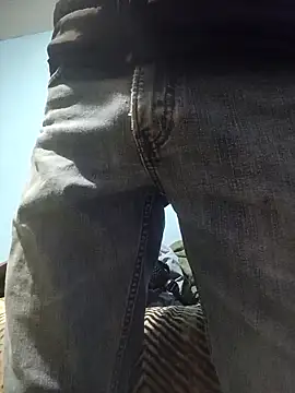 Snapshot of Leonul chatting on October 5, 2025, 6:15 am Leonul online show from October 5, 2025, 6:15 am