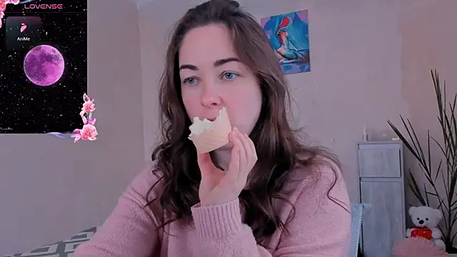 Snapshot of cClandesTina chatting on November 24, 2025, 11:43 am cClandesTina online show from November 24, 2025, 11:43 am