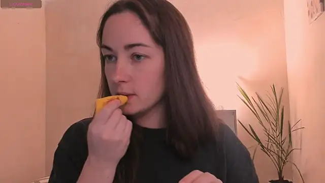 Snapshot of cClandesTina chatting on November 7, 2025, 2:32 pm cClandesTina online show from November 7, 2025, 2:32 pm