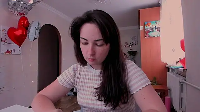 Snapshot of cClandesTina chatting on July 10, 2026, 5:13 pm cClandesTina online show from July 10, 2026, 5:13 pm