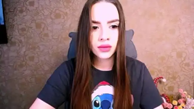  your fantasy girl online show from April 4, 2026, 9:27 am