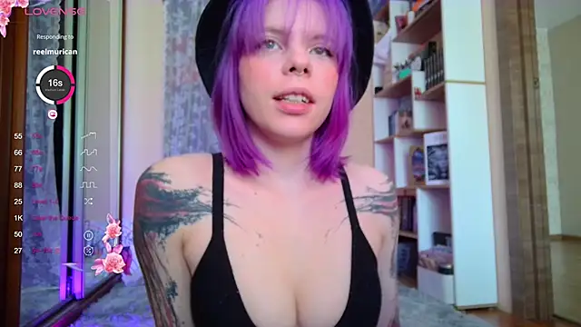 Snapshot of milky__way__ chatting on March 9, 2025, 10:30 am milky way online show from March 9, 2025, 10:30 am