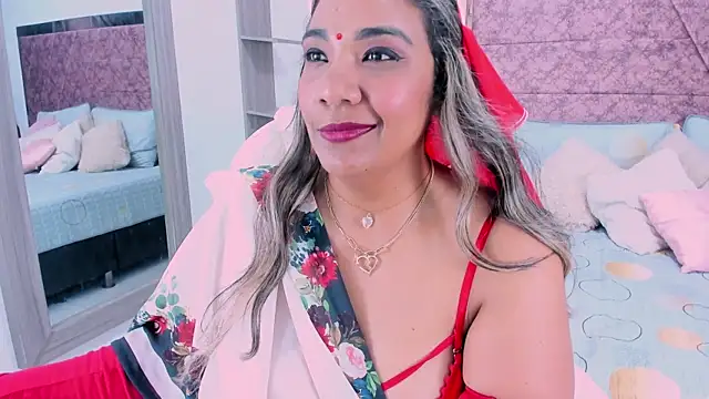  Lakshmi hotx online show from February 17, 2025, 3:22 pm