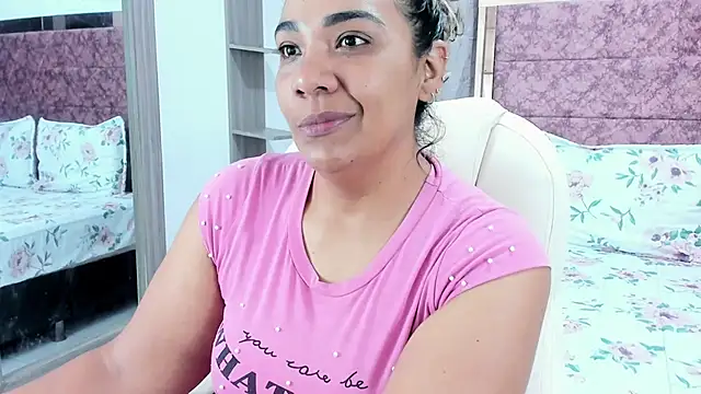  Lakshmi hotx online show from March 1, 2025, 11:50 am